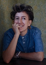 Analisa Raya-Flores